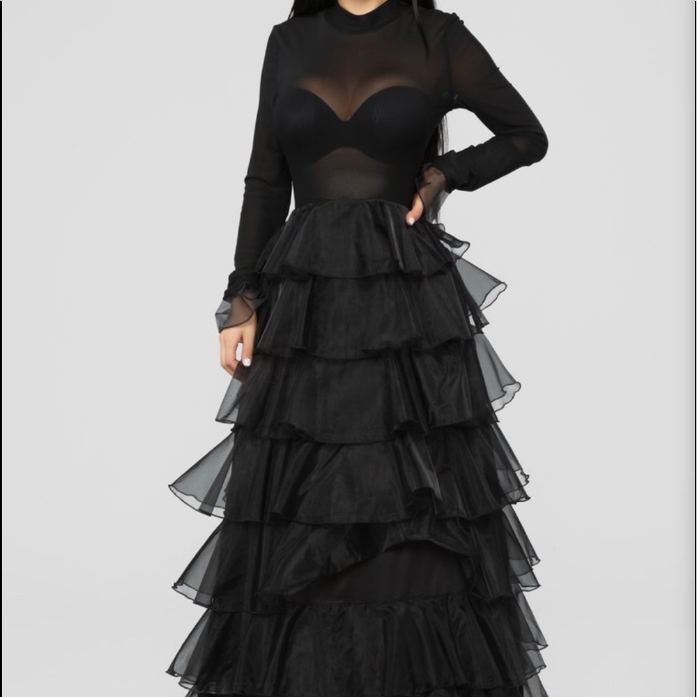 Black formal prom wedding ruffle dress